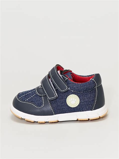 spijkerstof sneakers